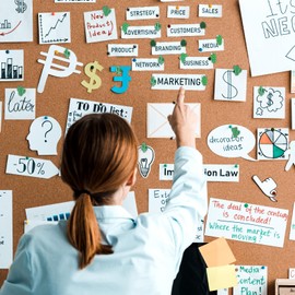 DOPENSPI Pack of 50 Wooden Push Pins, Green Cactus Cork Board Push Pins, Decorative Cork Tacks, Cute Push Pins for Photos, Walls, World Maps, Bulletin Boards, Schools, Home and Offices