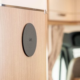 Silwy® Metal Nano Gel Pads in Leather Look / Set of 4 in Black / Large 5.0 cm / Reusable, Washable, Stick to Almost All Sealed Surfaces - Perfect for Camping or Boating