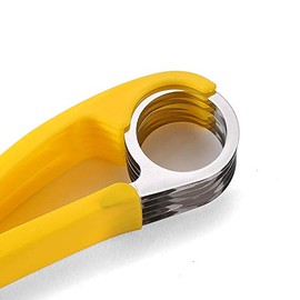 Banana Slicer, PP+Stainless Steel Fruit Vegetable Salad Peeler Kitchen Tool for Banana Strawberry Grape (Yellow, One Size)
