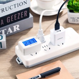 Voltage Test Monitor Flat US Plug AC 80-300V LCD Digital Voltmeter Panel Power Volt Test Monitor Gauge Meter for Household Plug Outlet(3 Pieces)