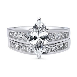 BERRICLE Sterling Silver Solitaire Wedding Engagement Rings 1.6 Carat Marquise Cut Cubic Zirconia CZ Statement Ring Set for Women, Rhodium Plated Size 5