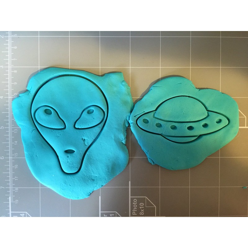 Cookie Cutz Alien Ufo Cookie Cutter Set