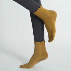 Women's New Arrival Five-Toe Lace Ruffled Yoga & Dance Socks 73 Free Size/Dark Brown 20ea