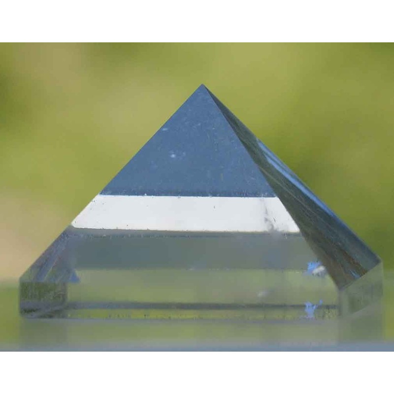 Quartz Crystal Pyramid Prismatic Quality 1 1/2"