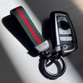 [Long River Sunset] Car Key Ring, Key Chain, Outer Layer Zook, Inner Layer Leather, Horseshoe Ring, Metal Accessories, Retro, Stylish, Durable, Green and Red