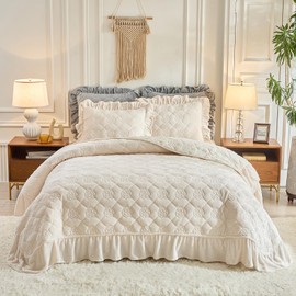 Joyreap 2 Pieces Flannel Ruffled Quilt Set Beige White, Twin Size Fluffy Velvet Ruffle Quilt, Soft n Cozy Microfiber Bedspread Bed Cover for All Season, 1 Quilt and 1 Pillow Sham- 68x88 inches