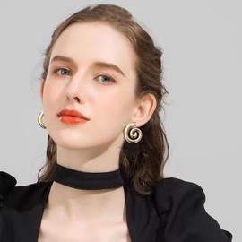 QIAOLEHUI Retro Spiral Stud Drop Earrings Chunky Gold Silver Statement Earrings Jewelry for Women (Gold)