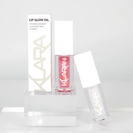 Klara Cosmetics Lip Glow Oil - Hydrating Lip Oil for Nourished, Glossy Lips - Lip Makeup with Hyaluronic Acid and Vitamin E - Strawberry - 0.2 oz