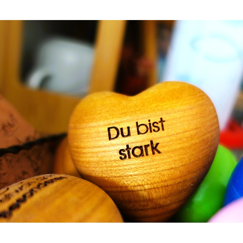 Thankgoods Sag´s with Heart Worry Stone Du bist Stark!