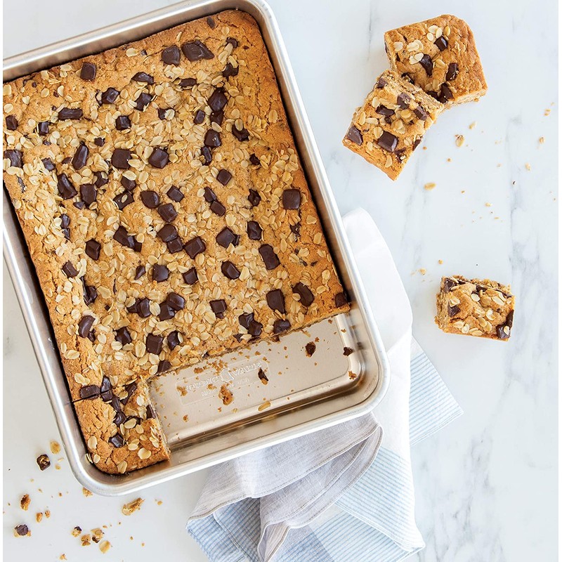 Nordic Ware Natural Aluminum Commercial Rectangular Cake Pan, Exterior dimensions