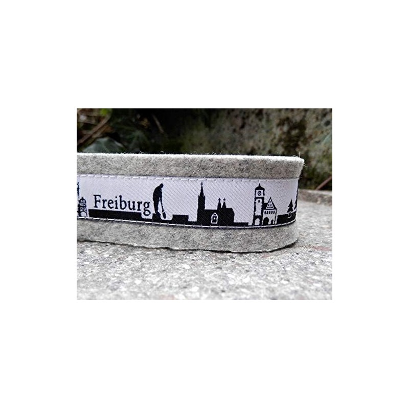 Schlüsselanhänger Schlüsselband hellgrau Freiburg Skyline schwarz weiß Geschenk!