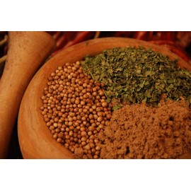 Bremer Gewürzhandel Coriander Leaves, Rubbled, Dried Coriander Leaves for Cooking, 40 g