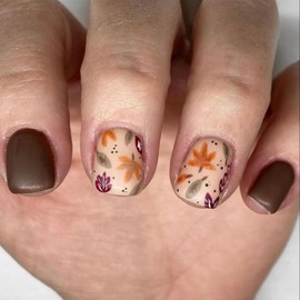 Brown Press on Nails Short Square Fake Nails with Designs Maple Leaf Stick on Nail Fall Acrylic False Nail Thanksgiving Artificial Nail Press ons Matte Full Cover Glue on Nails for Women 24Pcs