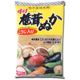 ISESOU Bran Nuka Miso. You can make Japanese pickles by adding cut vegetables (cucumbers, carrots, eggplants, etc.) to the bran miso you made. (Dry bran for replenishment 17.5oz)