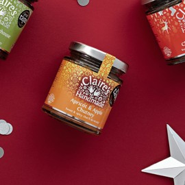 Claire's Handmade - Apricot & Apple Chutney (200g) - Great Taste Award Winning Traditionally Made Sweet and Spicy Chutney, Suitable for Vegetarian, Vegan & Gluten Free Diets, GMO Free