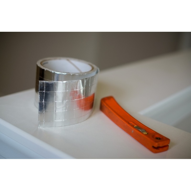 Southeast Energy Solutions Pull Down Insulator Ladder Jacket