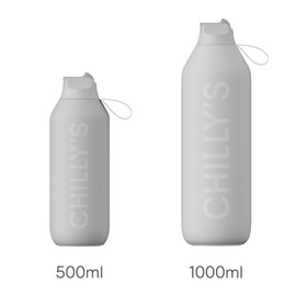Chilly's Series 2 Flip Bottle, Thermos Flask with Sports Cap, Telescopic Straw and Nylon Carry Strap, Stainless Steel Bottle with Easy Flip Opening and Straw Brush, 500 ml, Granite Grey