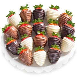 A Gift Inside 18 Berry Bites Chocolatey Covered Strawberries (Fun Size)