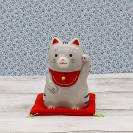 Yakushi Kiln Maneki Neko (Sabatora Naka), Lucky Come (Includes Lucky Sticker)