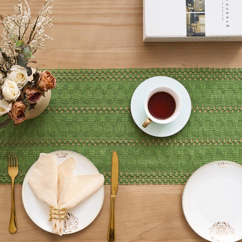 Aisybaklyn Boho Green Table Runner, 30 x 140 cm, Crocheted