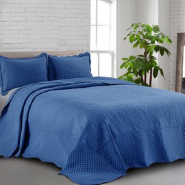 HOMBYS Oversized King Bedspreads 122"x138", Quilt Set Extra Wide & Lightweight Bedding Set, Soft, Durable & Breathable Coverlet for All Seasons, 3 PCS, (Navy Blue, 122"x138")