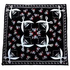 Topkids Accessories Biker Bandana Headband, Alternative Clothing, Mens Handkerchiefs, Motorbike Accessories, Face Mask, Goth gifts, Shemagh Scarf Men, Skull Mask (Pirate Skulls)