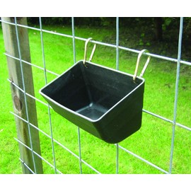 Little Giant Plastic Fence Feeder with Clips (Black) Heavy Duty Mountable Feed Trough Bucket for Livestock & Pets (4.5 Quart) (Item No. FF11BLACK)