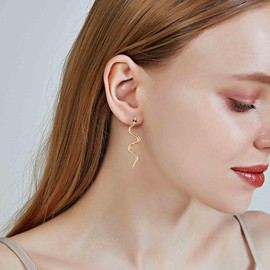 Allereya Vintage Snake Dangle Earrings Punk Snake Drop Earrings Gold Snake Stud Earrings Boho Serpent Earrings Jewelry for Women and Girls (Gold)