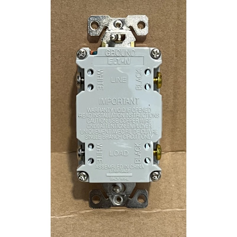 Eaton TRIG8362RNS 20 Amp TVSS Surge Protection Duplex Receptacle w/Alarm