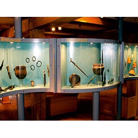 Premium Textile Canvas 45 x 30 cm The Division Ur and Early History Presents including Hand Tools in the Bronze Age.