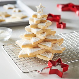 Sur La Table Twinkle Tree 10-Piece Cookie Cutters Set, Red
