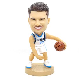 Ru.Master Doncic Bobblehead Basketball Action Figure -5.1 in Hand-Painted Resin Mavericks Collectible Doll - Perfect Sports Fan Gift - Doncic in Iconic 77# Jersey