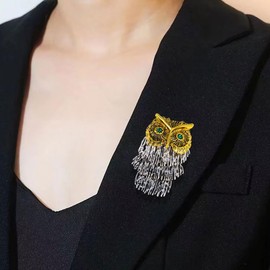 LAKYMIE Women's Brooch Pin Brooches Elegant Vintage Owl Brooch Pin Lapel Pins for Sweaters Scarves Dresses Suits Backpacks Bags Gift, Metal