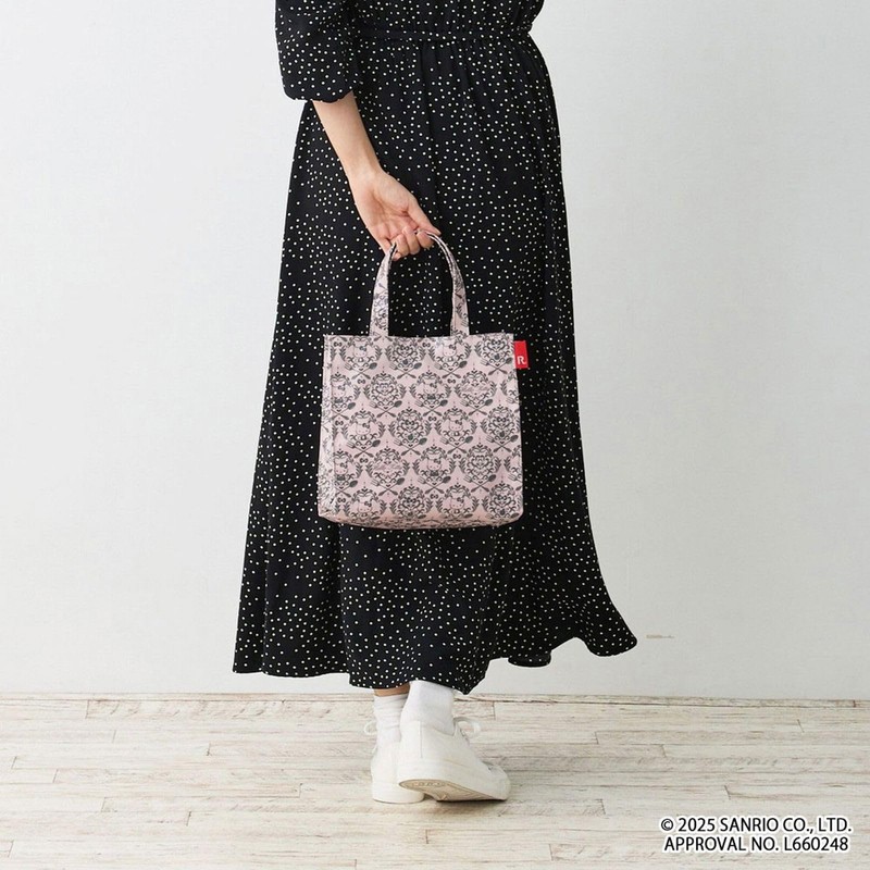 [ルートート] 小さめ トートバッグ 表地ラミネート加工 IP.スクエア.ラミネート.サンリオキャラクターズ-A 8492 (01 ハローキティ)