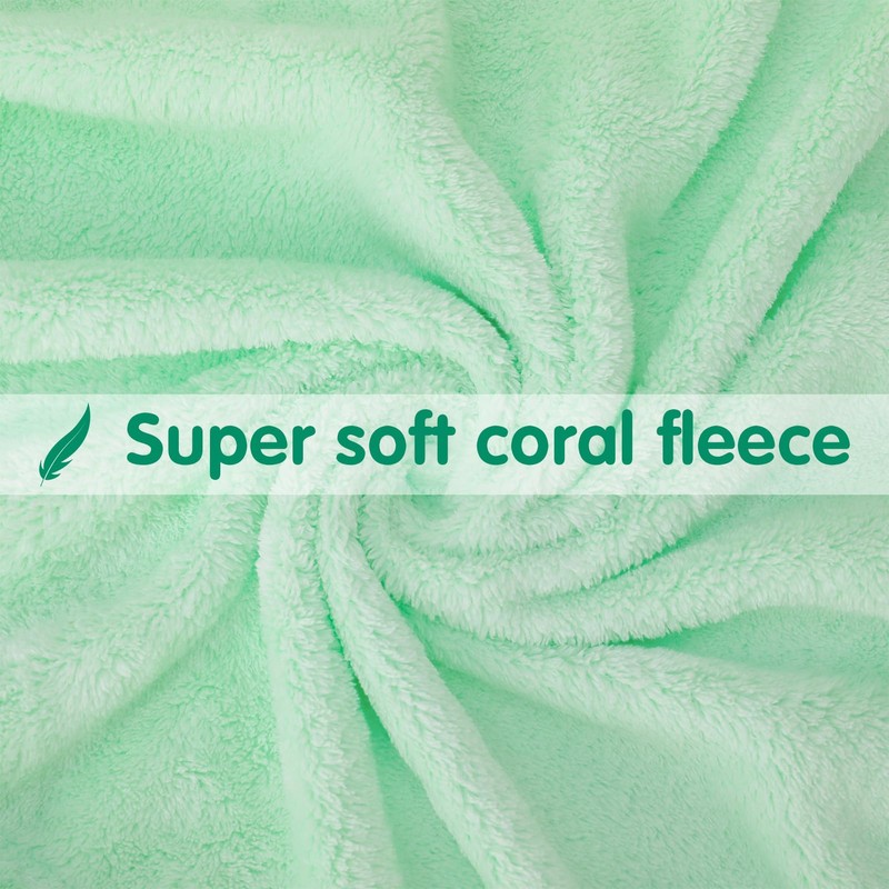 saerryor Green Dino Hooded Towel for Kids, 70 x 140cm