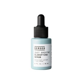 Versed Just Breathe - Suero facial clarificante, mezcla de antioxidantes, niacinamida, sauce blanco y zinc que ayuda a reducir las imperfecciones, descongestionar los poros y calmar el enrojecimiento,