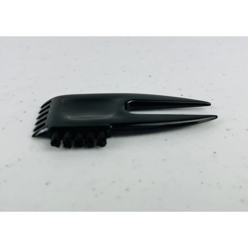 Gizmo’s Divot Tool 3 in 1 Fix Golf Ball Brush