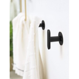 SORWDUERM 2 Pack Black Robe Towel Hooks for Bathroom Kitchen Wall Mounted Self-Adhesive Hooks Shower Hooks Glass, Mirror, Tile Coat Hat Heavy Duty Rotatable