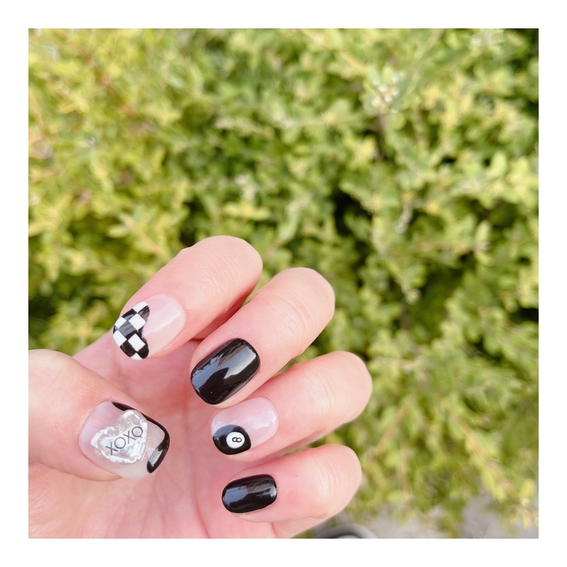 Eight BallHandmade Nail Tips - Petit Oval / 에잇볼수제네일팁 -