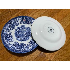 Royal Wessex 10 1/4" blue/white chinoiserie china plate made in England NEW