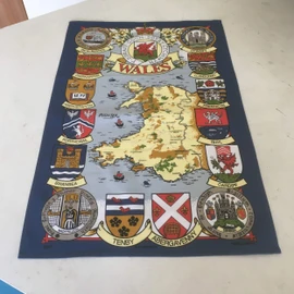 Pendragon Wales Map & Crest Large Tea Towel [wt30]