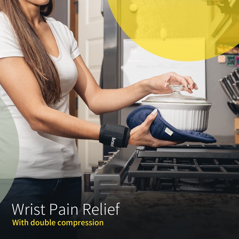BraceUP Wrist Compression Strap and Wrist Wrap Wrist Band, Brace