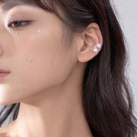 Vintage Crystal Star Ear Cuff Earrings Silver Rhinestone Cartilage Clip Earring Cz Star Cartilage Cuff Wrap Earring Minimalist No Piercing Earrings Jewelry for Women