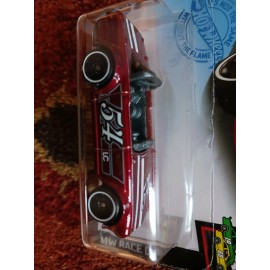 Hot Wheels - Triumph TR6 Green Metalic Paint HW Race Day 1/10