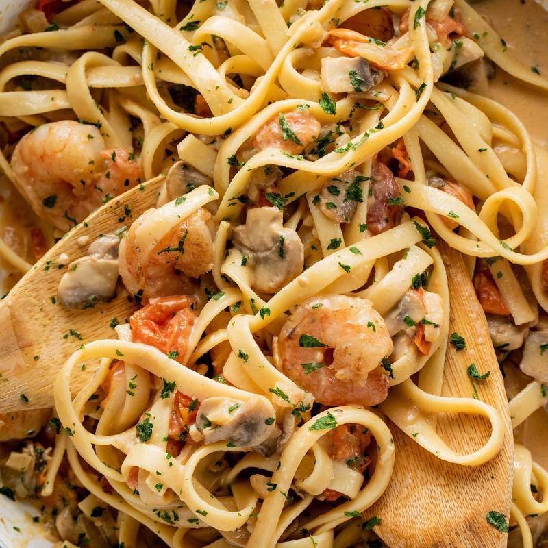 McCormick Tarragon Leaves, 0.2 Oz