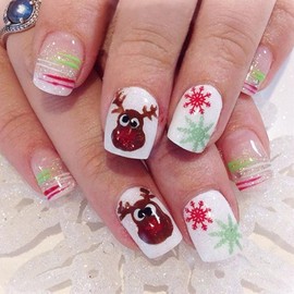 24Pcs Christmas Press on Nails Short Square Fake Nails Cute Elk Red Green Snowflake False Nail Designs Stripe Glitter Acrylic Nails Winter Xmas Stick on Nails for Women DIY Christmas Nail Decoration