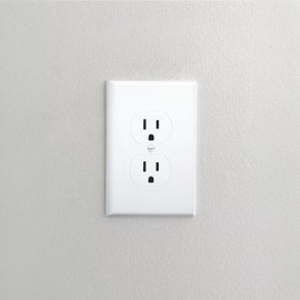 TayMac 2520W MASQUE White 1-Gang Duplex Jumbo Electrical Outlet Cover Wall Plate, Replaces Old Wall Plate for Electric Outlet, Home Improvement Essential, White, 1-Pack