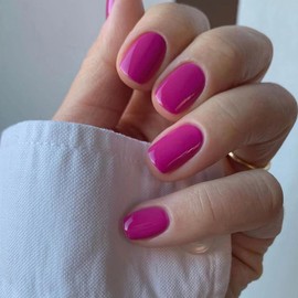 Ceboic Stick-On Nails, Short Square Press On Nails, Shiny Pure Colour Artificial Nails, Acrylic, Full Cover False Nails, French Artificial Nails, Fake Nails for Women and Girls, Pack of 24 (Light