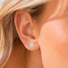 LANGLY Silver Snowflake Stud Earrings for Women Girls, White Gold Plated Sowflake Cubic Zirconia Christmas Earrings Gifts for Xmas Christmas Winter Holiday