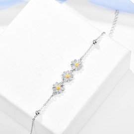 KINGWHYTE Daisy Bracelet 925 Sterling Silver Flower Bracelet Adjustable Chain Daisy Bracelets Jewellry Birthday Anniversary Chritmas Gifts for Women